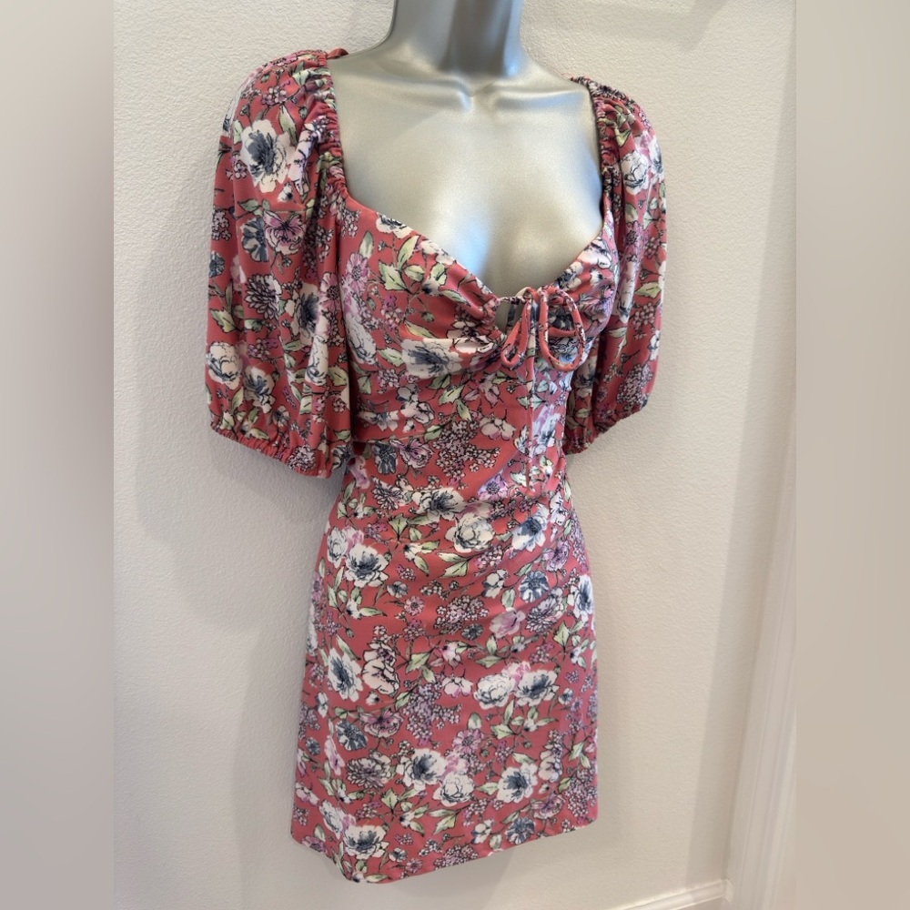 Floral Puff-Sleeve Midi Dress in Rose Pink